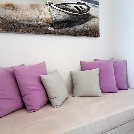 Guest house Mylos